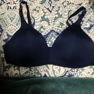 Soma Vanishing Wireless Bra 38c